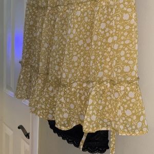 Set of shirt and skirt.